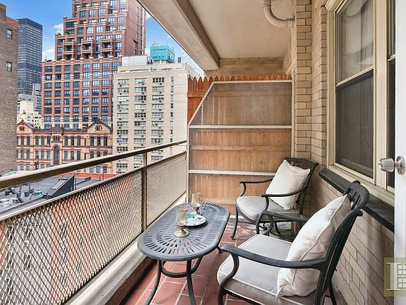 5th image of 415 E 52nd St APT 9CA