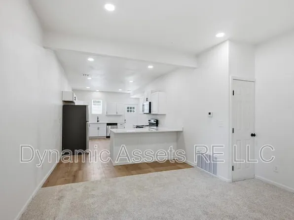 542 E 23rd St, Pittsburg, KS 66762