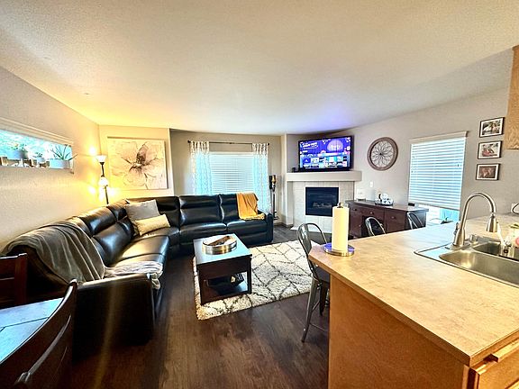 5th image of 17608 108th Street Ct E