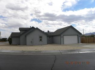 100 Nantucket Dr, Dayton, NV 89403