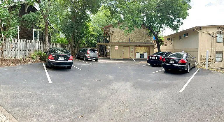 onsite laundry and parking spaces