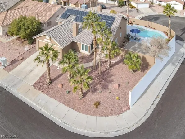 404 Royal Greens Dr, Henderson, NV 89002