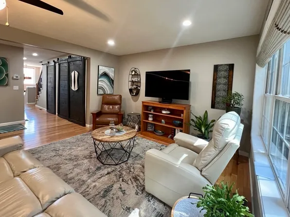 18 Palmer Rd Unit 20, Monson, MA 01057