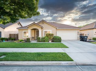 4009 S Oak View St, Visalia, CA 93277