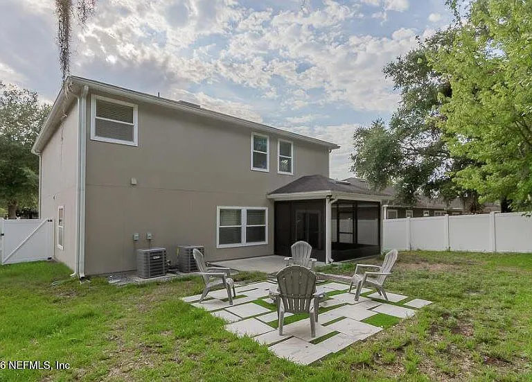 12459 Sugarberry Way — Photo 33