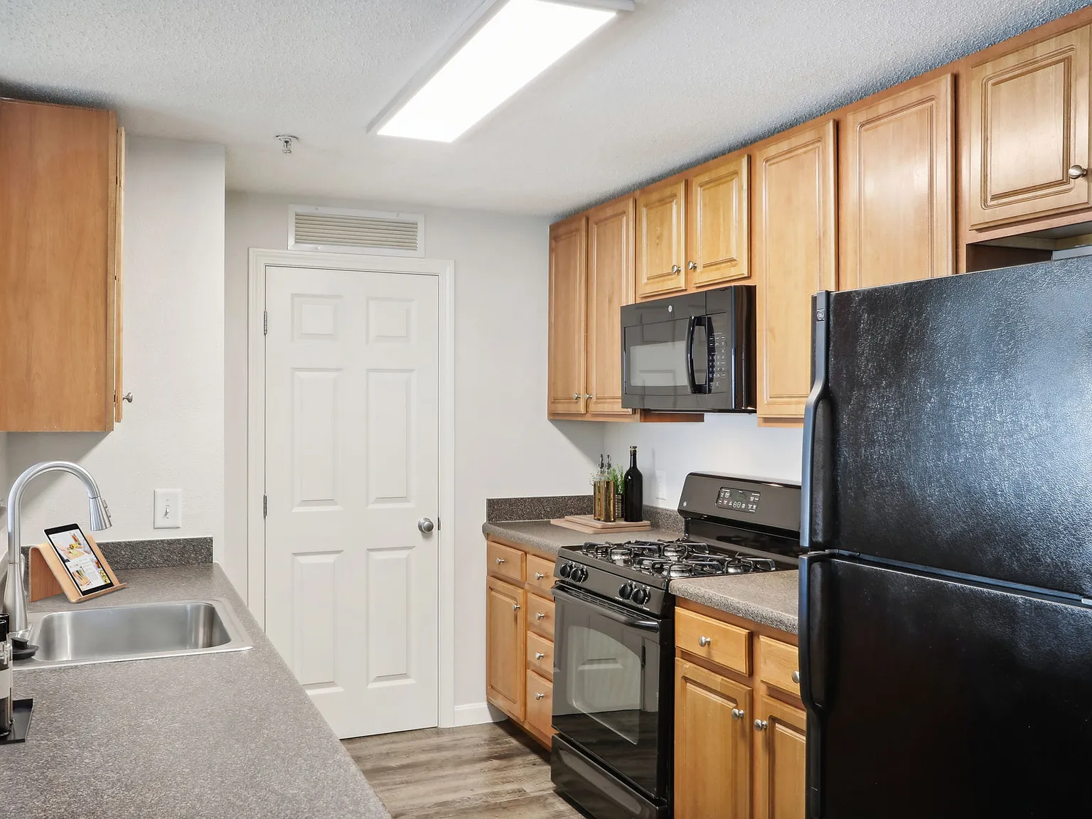 Summit Place — Photo 2