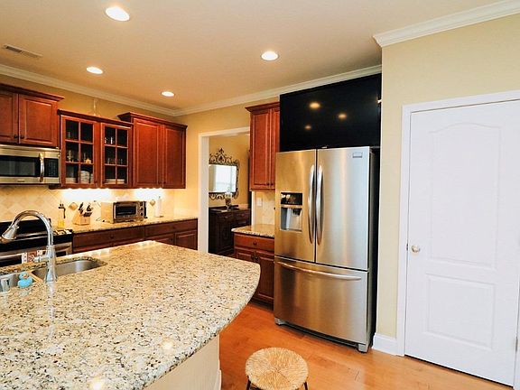 3rd image of 4660 Marlberry Pl