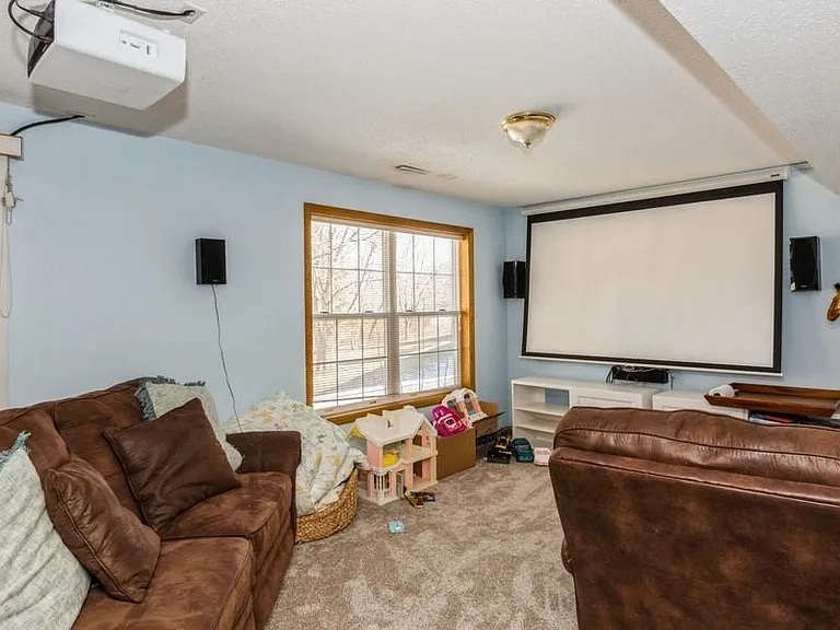 Mesquite Dr — Photo 12