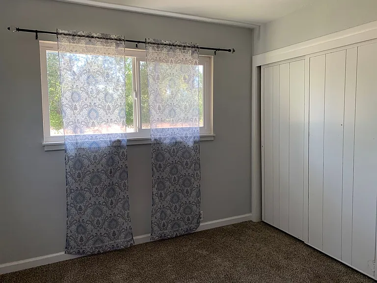 20470 Terry Ln — Photo 31
