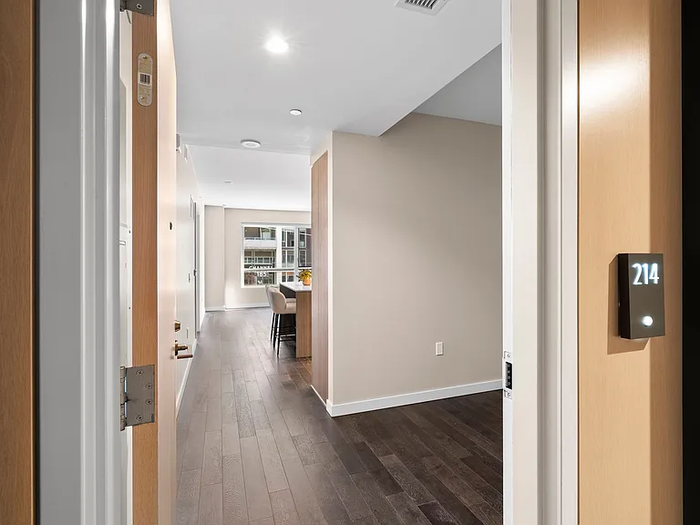 11O Channel St #2I4 — Photo 13