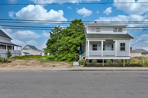 81 Northern Blvd Photo 1