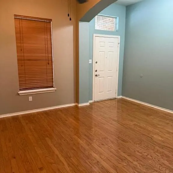 625 Winding Brook Ln — Photo 7