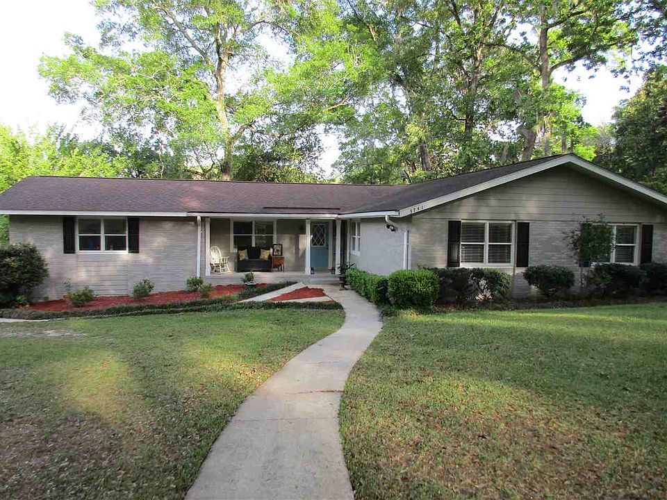 1st image of 3741 Suffolk Dr