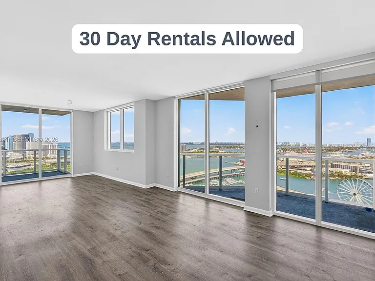 244 Biscayne Blvd #3702 — Photo 4