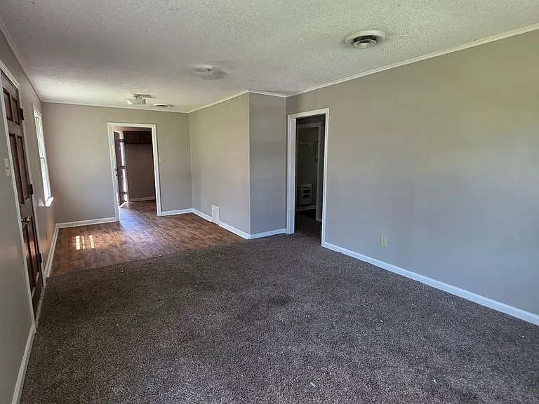 1808 Scottwood St — Photo 9