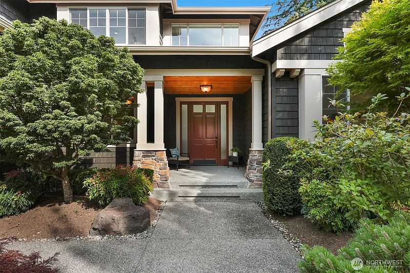 4th image of 22211 1st Drive SE