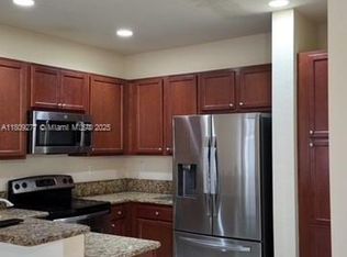 197 Las Brisas Cir #197, Fort Lauderdale, FL 33326