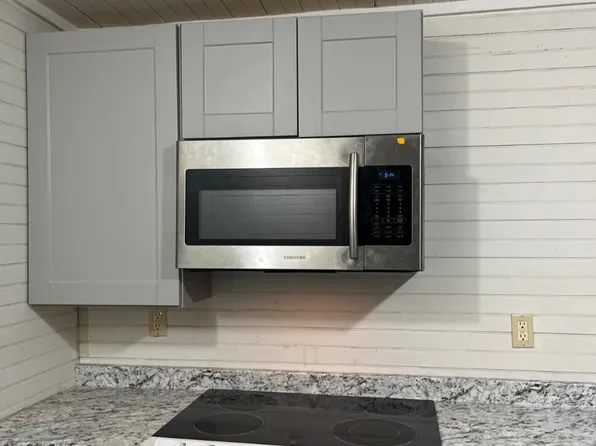 1104 Rhode Island Ave, Bristol, VA 24201