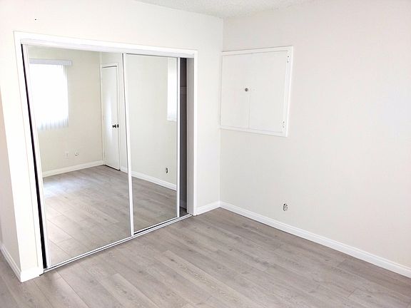 4th image of 1427 N Poinsettia Pl APT 109
