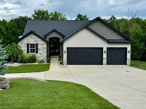 2823 Highland Woods Rd, Imperial, MO 63052