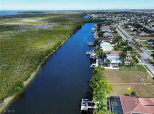 3216 Surfside Blvd, Cape Coral, FL 33914