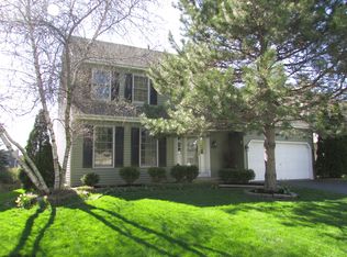 707 Lancaster Ln, Geneva, IL 60134