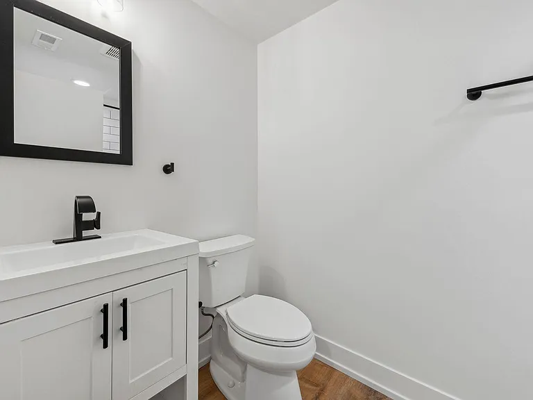 2219 N Hamilton Ave #1 — Photo 16