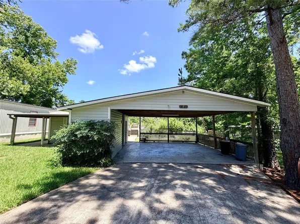 13710 Brigadier Dr, Willis, TX 77318