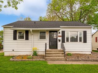 2012 61st St, Des Moines, IA 50322
