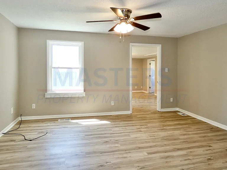 2163 Hoops Dr — Photo 7