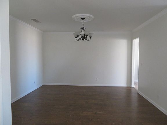 5th image of 873 Bridgewood St