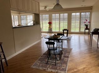 2874 Lexington Ln, Highland Park, IL