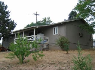 181 SW Newton Dr, Winston, OR 97496