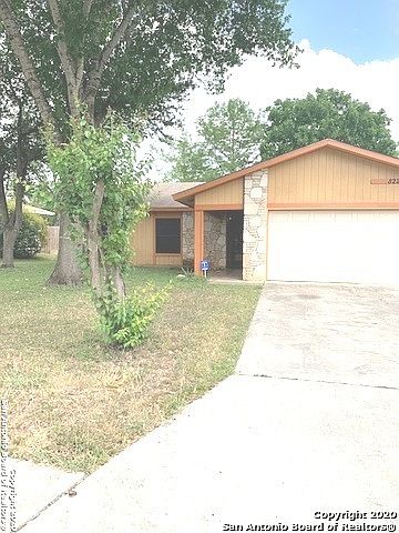 1st image of 822 Thornedike Dr