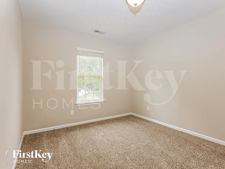 8319 Knapp Ct — Photo 15