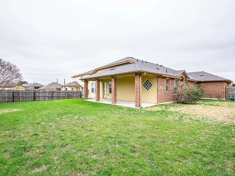 409 Rowdy Dr — Photo 25