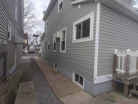 3rd image of 115-47 198th St