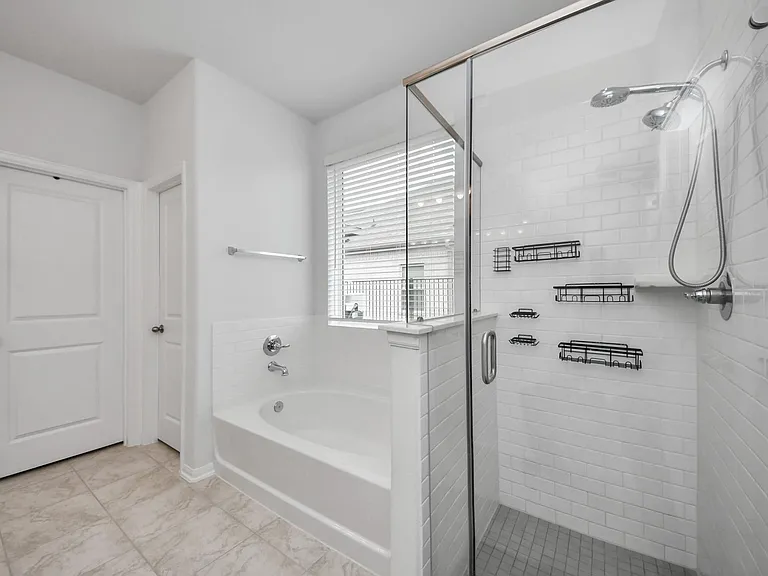 1614 Sequoia Run Dr — Photo 26
