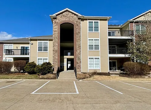 4100 W Worley St #301 Photo 1