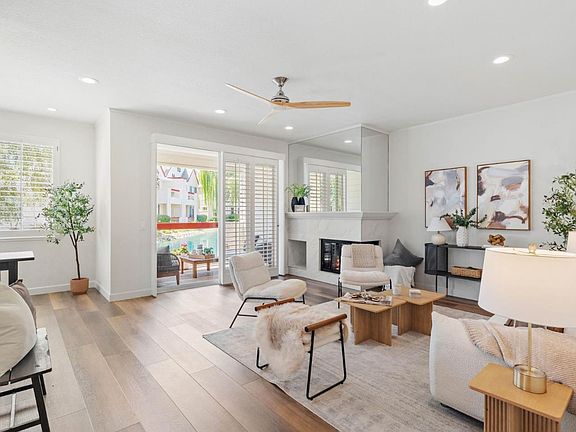 4th image of 403 Chelsea Way