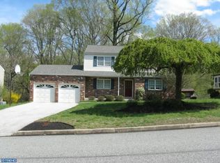 115 Academy Ln, Broomall, PA 19008