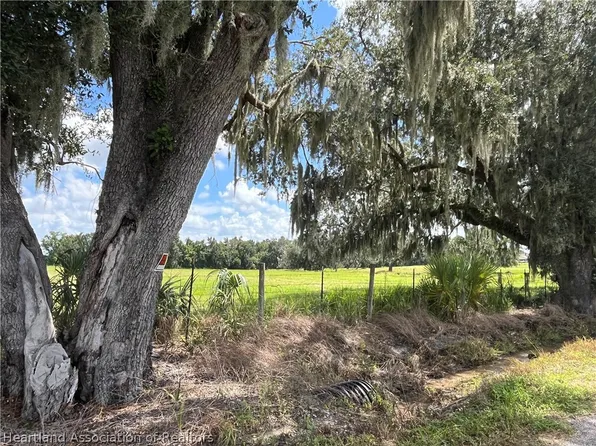 Johns Rd, Wauchula, FL 33873