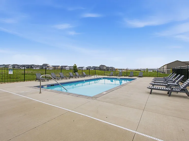 Willows Edge Commons — Photo 58
