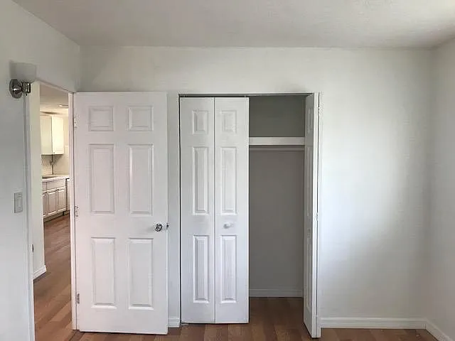 22111 Montrose Ave — Photo 9