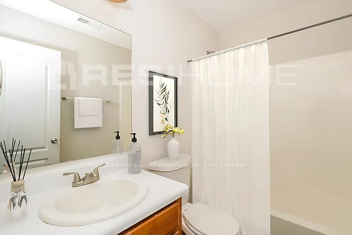 116 Meadow Green Dr — Photo 12