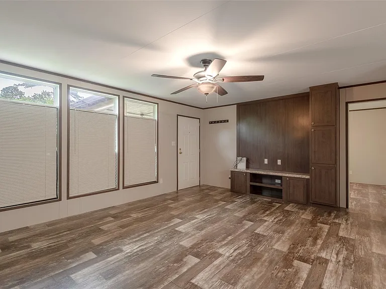 3011 Simmons St — Photo 7