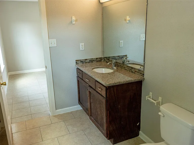 537 Cottontail Dr #B — Photo 18