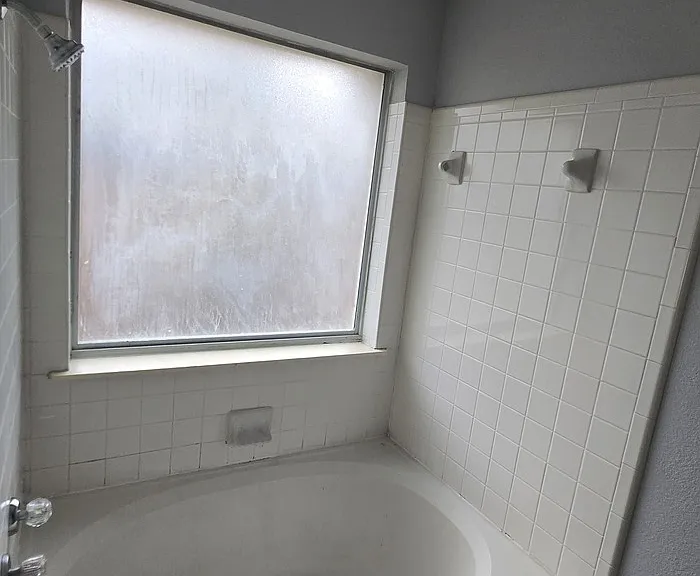 6909 Club Creek Dr — Photo 11
