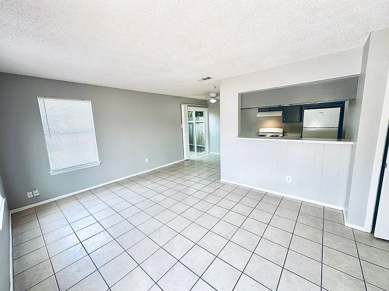 5305 Woodland Oaks Ct — Photo 18