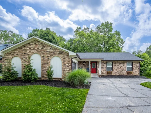 140 Appletree Row, Greenwood, IN 46142